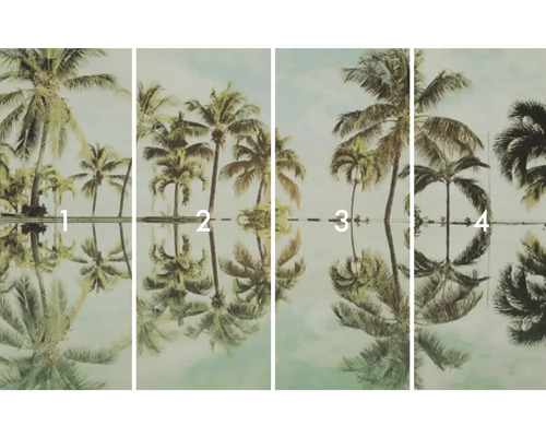 Vierdelig fotobehang met palmmotieven en spiegeling in het water.