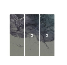 Drie banen behang met abstract patroon