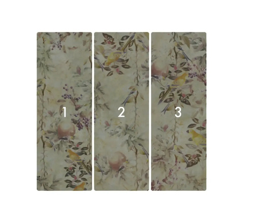 Behang met vogel- en plantmotief, driedelig.