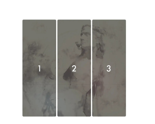 Driedelige muurschildering met een vrouw