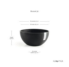 Zwarte plantenschaal Brussel 30 met een hoogte van 14,8 centimeter, een buitendiameter van 30 centimeter en een inhoud van 6,5 liter.