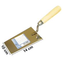 Pleisterspaan met houten handvat en de afmetingen 14 cm bij 10 cm