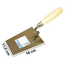 Pleisterspaan met houten handvat en een afmeting van 11,5 x 16 cm.