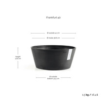 Plantenbak Frankfurt 40: buiten 41 centimeter, binnen 38,8 centimeter, hoogte 17,8 centimeter, bodem 31,5 centimeter, 16,4 liter, 1,5 kilogram.