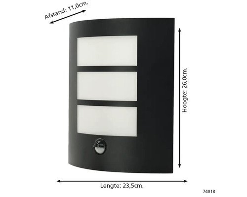 Zwarte buitenwandlamp met drie lichtelementen en bewegingsmelder.