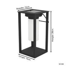 Zwarte solarlamp met afmetingen 15 x 15 x 28 cm