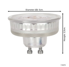 LED lamp GU10 met een diameter van 5 centimeter en een hoogte van 3,5 centimeter.