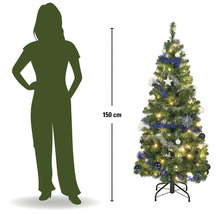 Kunstkerstboom, versierd met verlichting, slingers en ballen, hoogte 150 centimeter, met silhouet van een persoon voor schaalvergelijking.