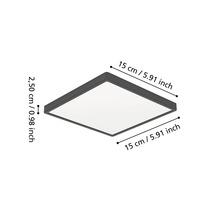Vierkante LED-paneelverlichting met afmetingen: 15 centimeter lengte, 15 centimeter breedte en 2,50 centimeter hoogte.