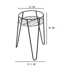 Metalen plantenstandaard met een diameter van 32 centimeter en een hoogte van 40 centimeter