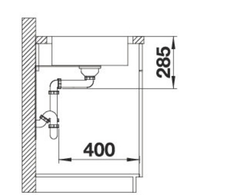 Schets van een spoelbak met afvoerpijpen en maatvoering